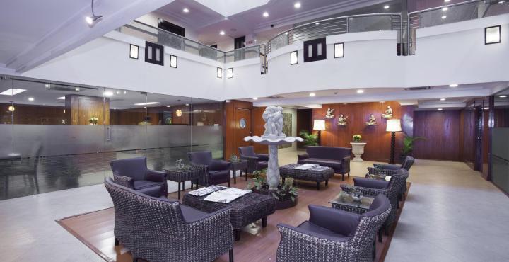 Shilton Royale Hotel Бангалор Екстериор снимка
